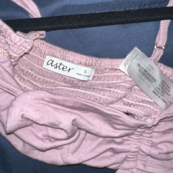 💖5/$40 Aster smoothie pink bralette crop top size S - Picture 4 of 4